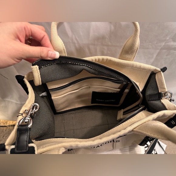 LIKE NEW Marc Jacobs The Jacquard Medium Tote Bag in Warm Sand BEIGE REVOLVE - Picture 8 of 16